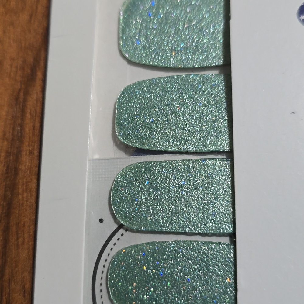 Color Street MINT TO BE Press On Nails 100% Real Polish - Picture 6 of 6
